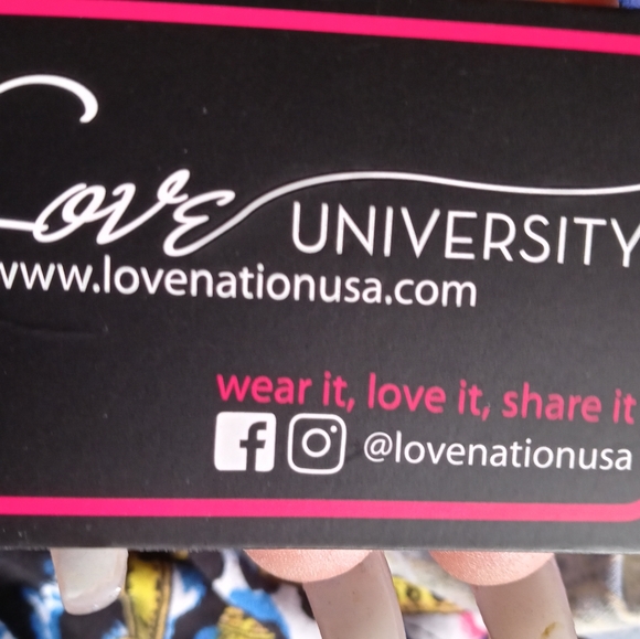 Love University Mock Neck Blouse Sz 2X NWT - Picture 7 of 7